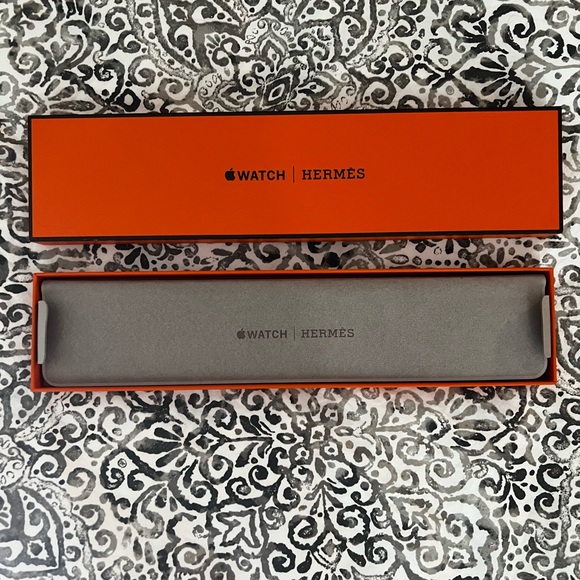 Hermès 45mm Rouge H/ Nior Single Tour - Picture 2 of 5